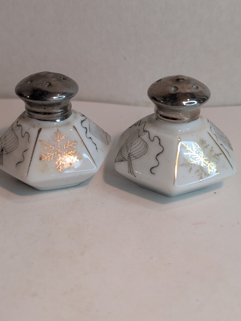 Vintage Salt & Pepper Porcelain Shakers Atomic Style & Birds Japan MCM
